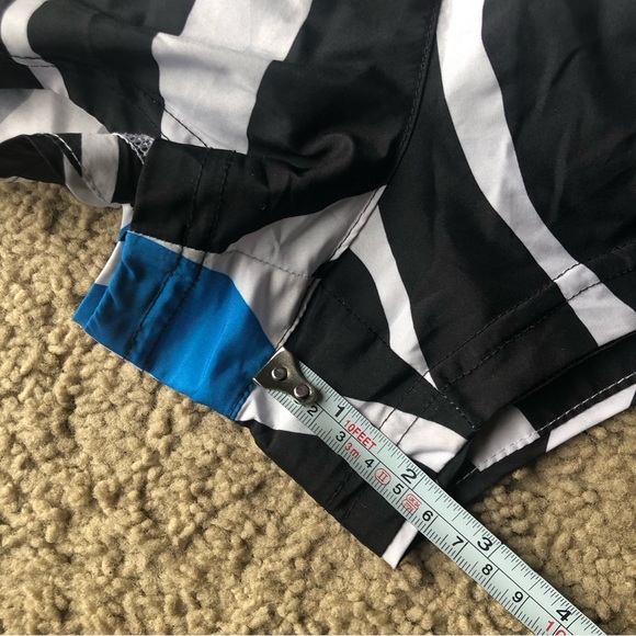 Adidas Black White and Blue running shorts - Picture 10 of 11